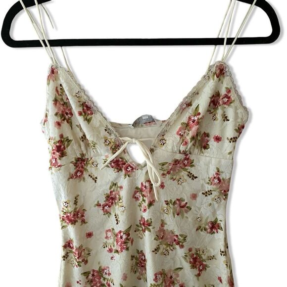 More To Come Fia Lace Cami Dress in Cream Floral mesh slip mini Revolve XS - Picture 6 of 11